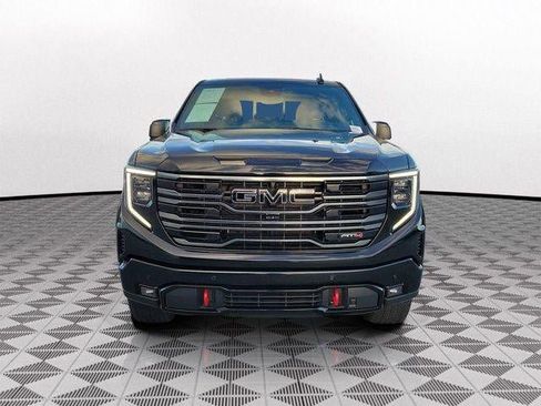 Used 2025 GMC Sierra 1500 AT4 w/ AT4 Premium Package AWD/4WD image 2
