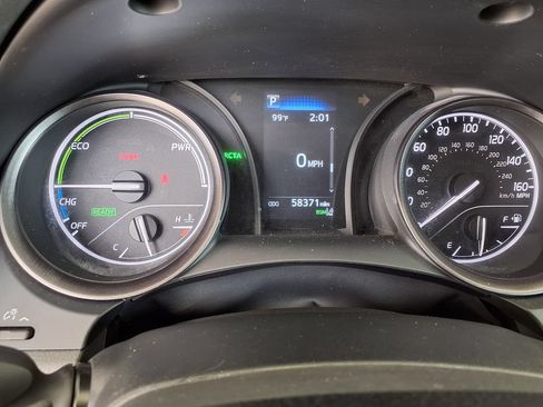 Used 2024 Toyota Camry SE w/ Audio Upgrade Package FWD image 27