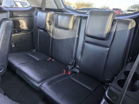 Used 2018 Toyota Highlander XLE image 29