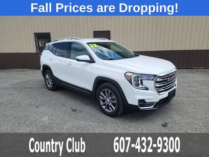 Used 2023 GMC Terrain SLT w/ LPO, Floor Liner Package