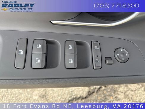 Used 2023 Hyundai Elantra Blue image 13