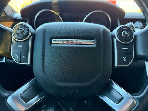 Used 2017 Land Rover Discovery HSE Luxury image 19