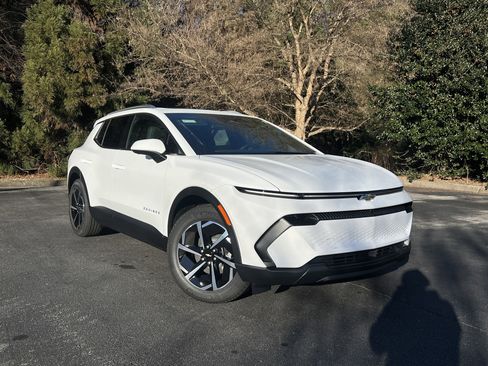 New 2026 Chevrolet Equinox EV LT image 62