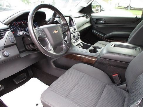 Used 2018 Chevrolet Tahoe LS w/ Skid Plate Package AWD/4WD image 9
