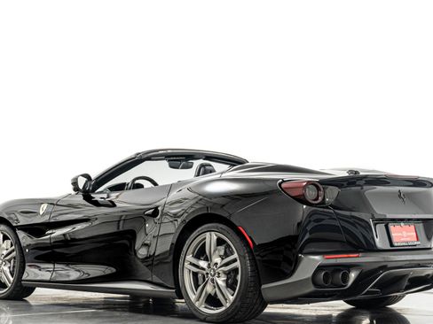 Used 2020 Ferrari Portofino image 29
