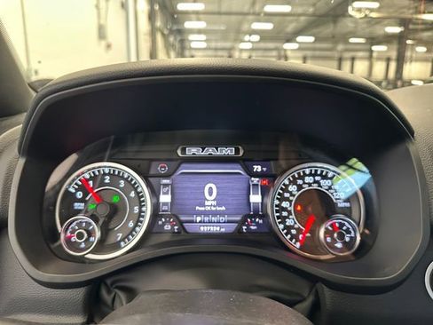 Used 2022 RAM 1500 Big Horn AWD/4WD image 23