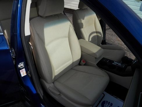 Used 2015 Subaru Outback 2.5i Premium AWD/4WD image 13