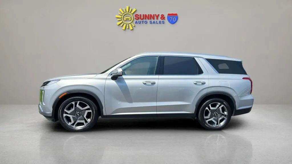 Used 2023 Hyundai Palisade SEL w/ Premium Package AWD/4WD image 5