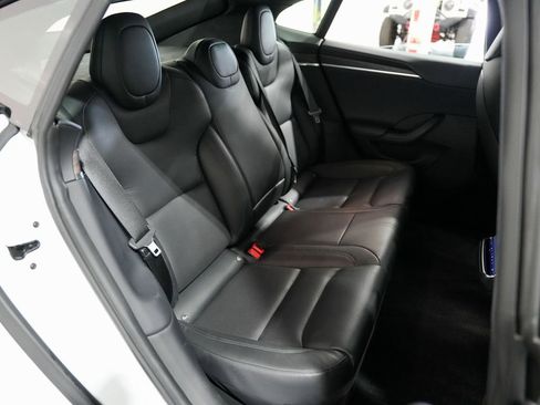 Used 2023 Tesla Model S AWD/4WD image 29
