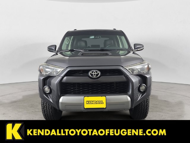 Used 2017 Toyota 4Runner TRD Off-Road Premium AWD/4WD image 2