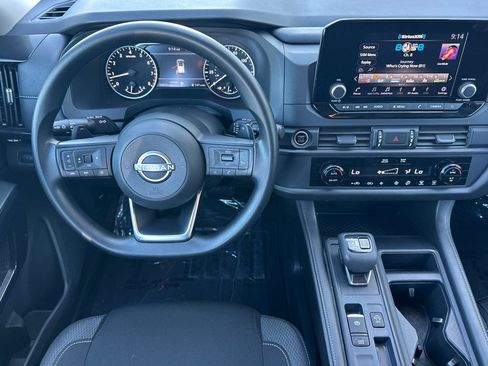 Certified 2024 Nissan Pathfinder S FWD image 16