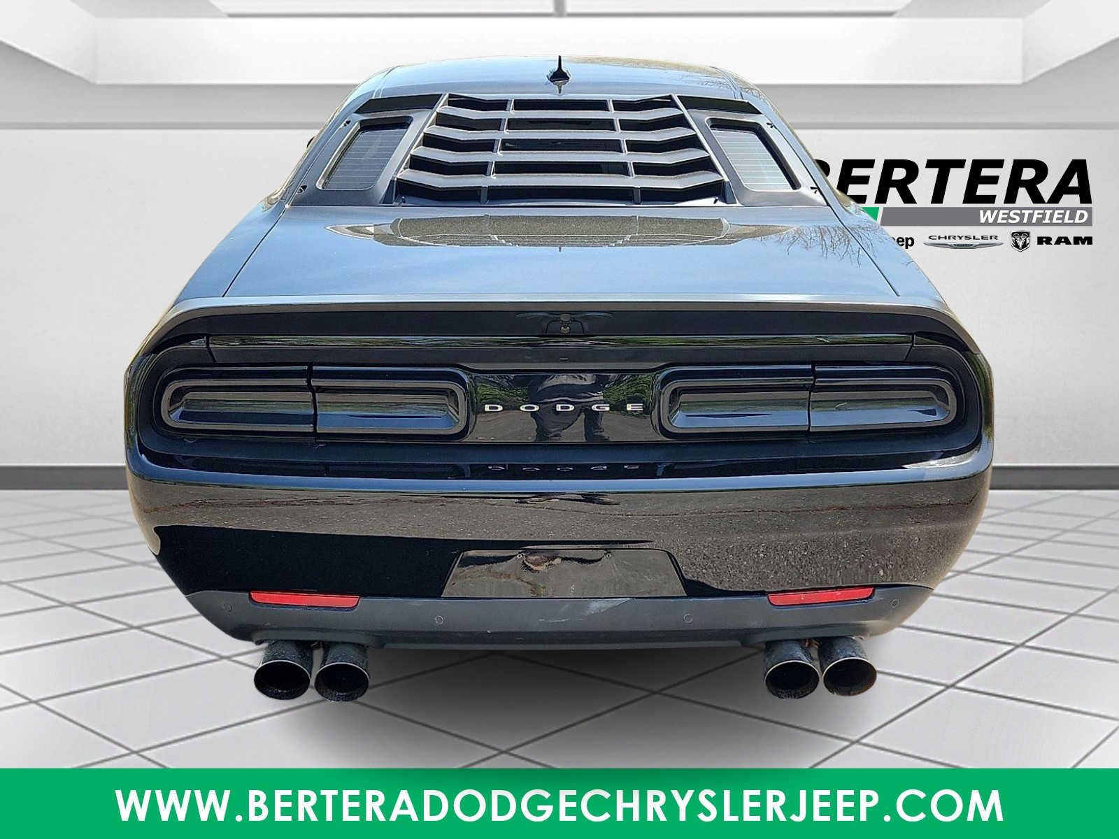 Certified 2021 Dodge Challenger R/T Scat Pack w/ Dynamics Package RWD image 5