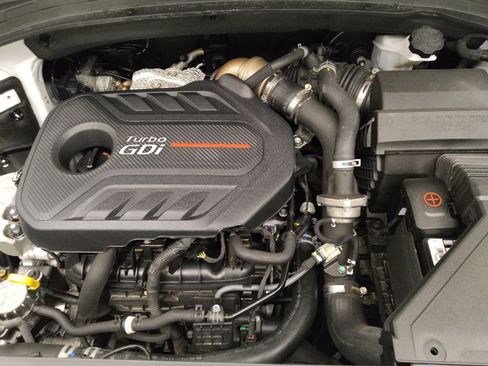 Used 2020 Hyundai Santa Fe Limited image 30