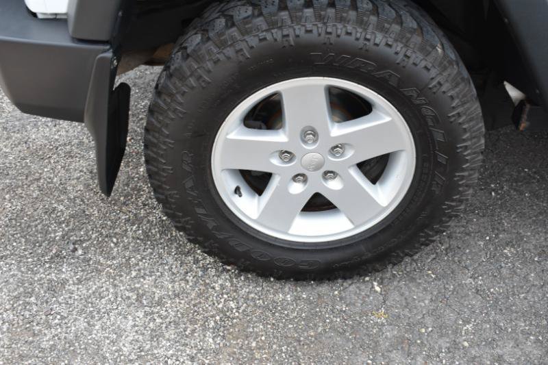 Used 2018 Jeep Wrangler Unlimited Sport S AWD/4WD image 16