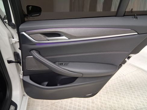 Certified 2023 BMW 530i w/ Premium Package RWD image 25