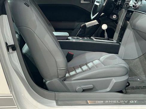 Used 2007 Ford Mustang GT RWD image 40