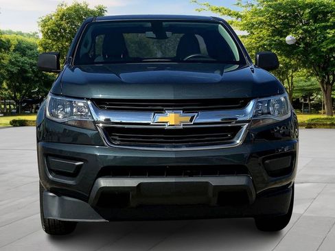 Used 2017 Chevrolet Colorado W/T w/ WT Convenience Package image 2