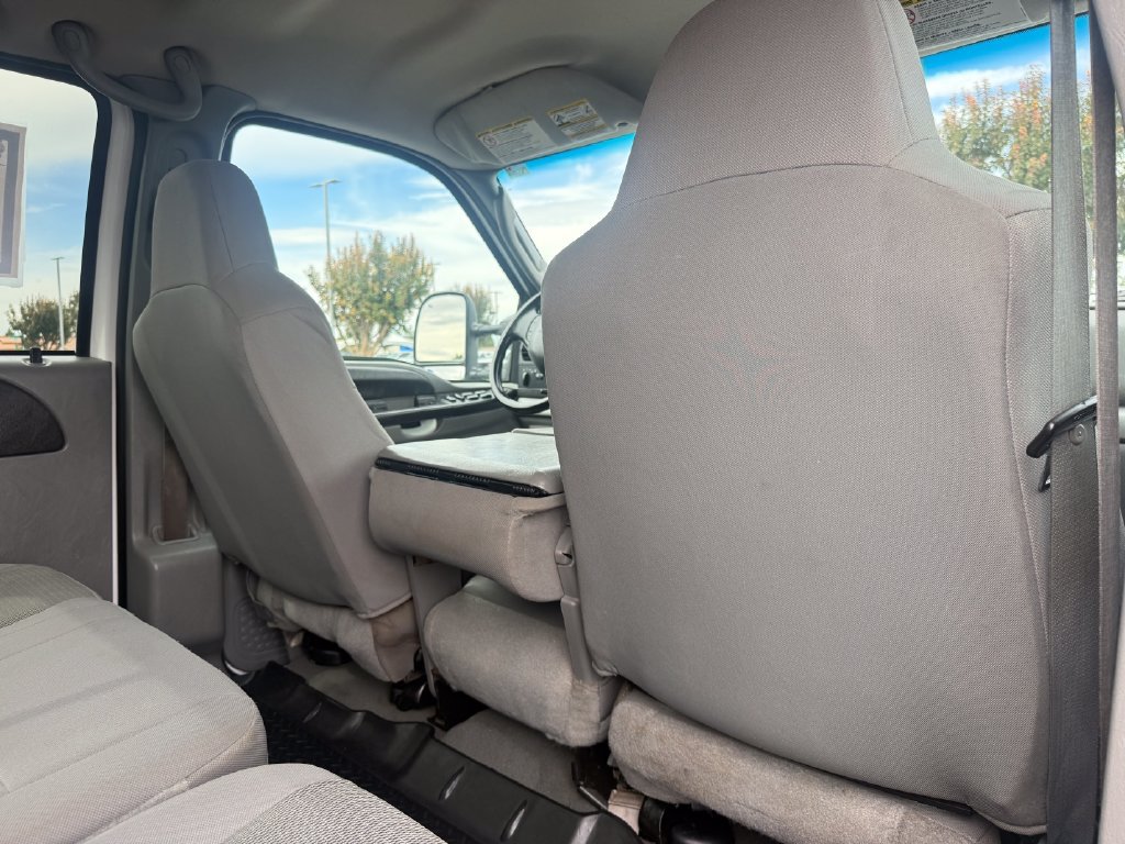 Used 2005 Ford F250 XLT AWD/4WD image 38
