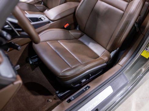 Used 2023 Porsche 911 Carrera S image 37