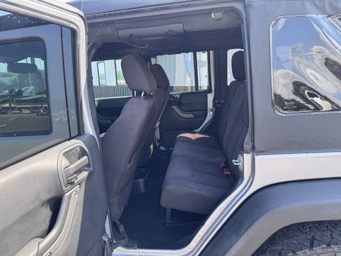Used 2013 Jeep Wrangler Unlimited Sport AWD/4WD image 12