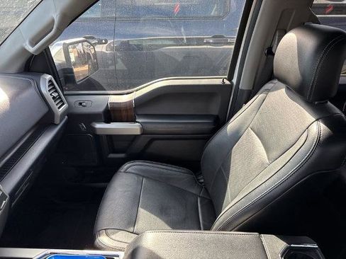 Used 2017 Ford F150 Lariat w/ Equipment Group 502A Luxury image 13