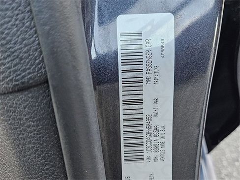 Used 2017 Chrysler 200 Limited Platinum w/ Comfort & Convenience Group image 16