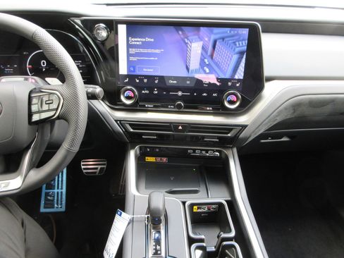 New 2026 Lexus TX 500h AWD image 41