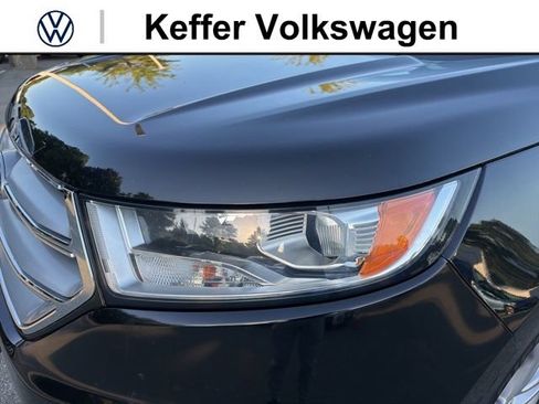 Used 2018 Ford Edge Titanium AWD/4WD image 9