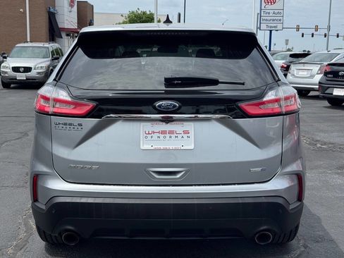 Used 2020 Ford Edge SE AWD/4WD image 6
