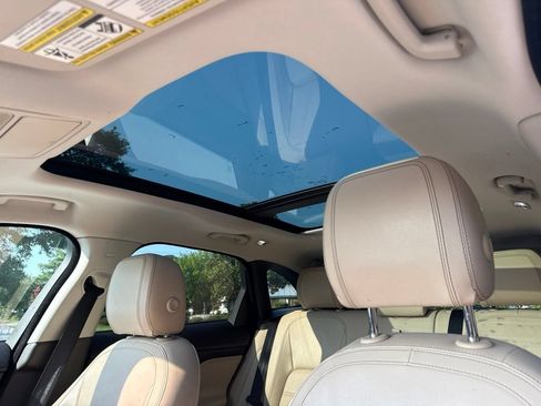 Used 2017 Jaguar F-PACE Prestige AWD/4WD image 13