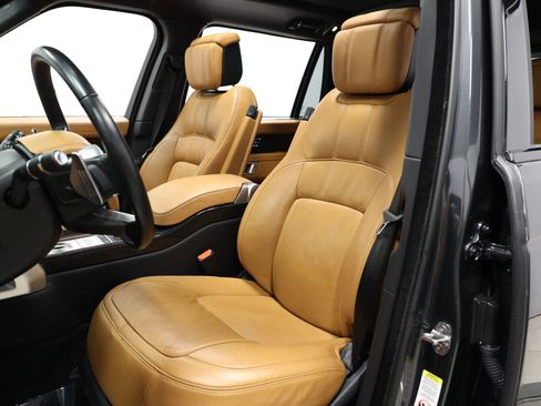 Used 2022 Land Rover Range Rover Long Wheelbase Autobiography image 13