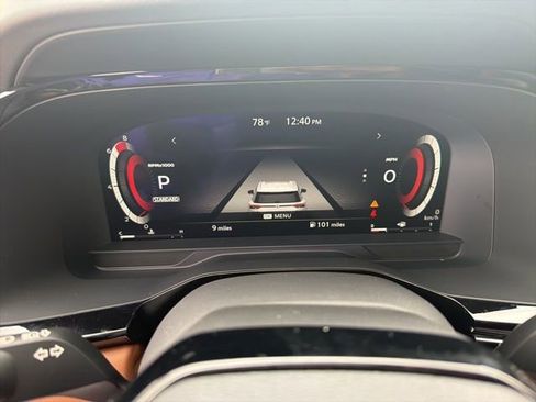 New 2026 Nissan Pathfinder Platinum image 13