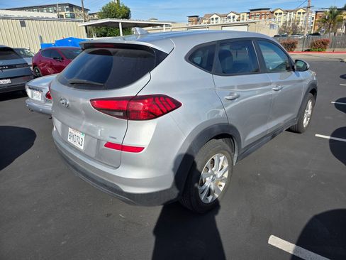 Used 2020 Hyundai Tucson SE image 3