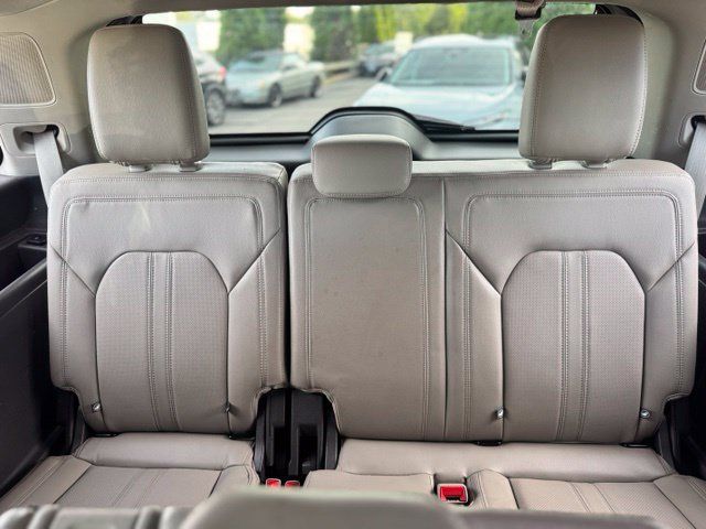 Used 2018 Ford Expedition Limited w/ Equipment Group 301A AWD/4WD image 43