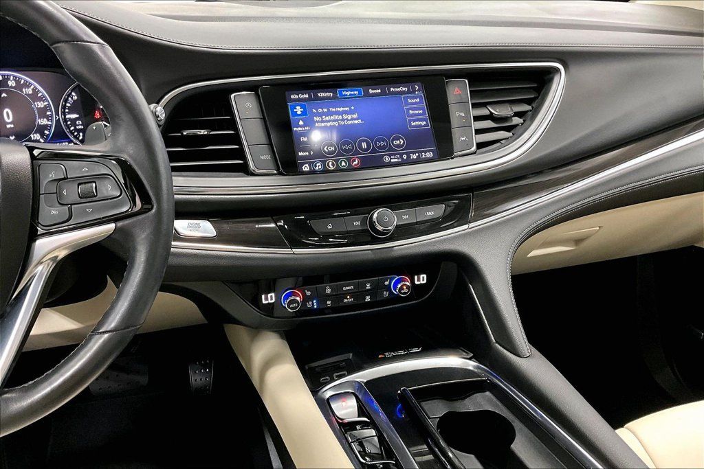 Used 2023 Buick Enclave Premium FWD image 7