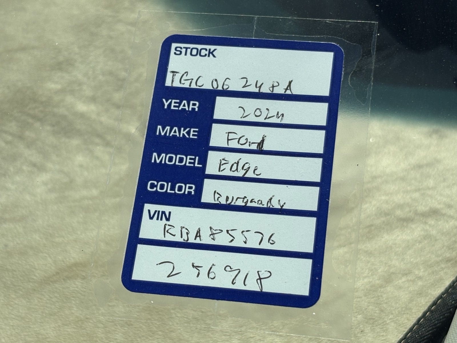 Used 2024 Ford Edge Titanium AWD/4WD image 7