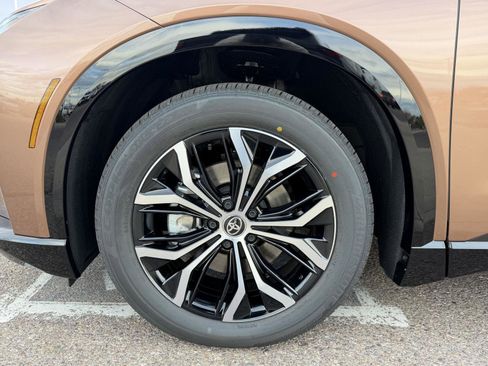 New 2026 Toyota Crown Signia image 34