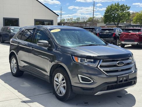 Used 2018 Ford Edge SEL w/ Equipment Group 201A AWD/4WD image 4