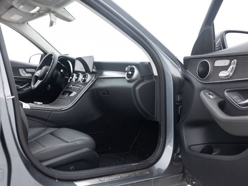 Used 2019 Mercedes-Benz C 300 Sedan image 30