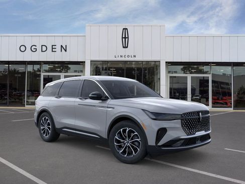 New 2026 Lincoln Nautilus Premier w/ Equipment Group 102A image 7