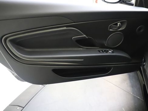 Used 2020 Aston Martin DB11 AMR RWD image 18