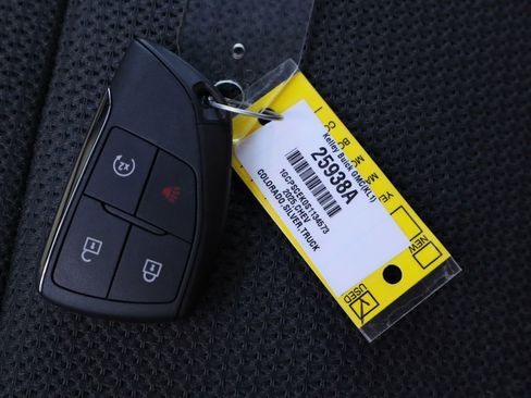 Used 2025 Chevrolet Colorado LT w/ Advanced Trailering Package image 29