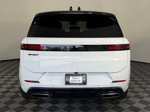 Certified 2025 Land Rover Range Rover Sport Dynamic SE AWD/4WD image 7