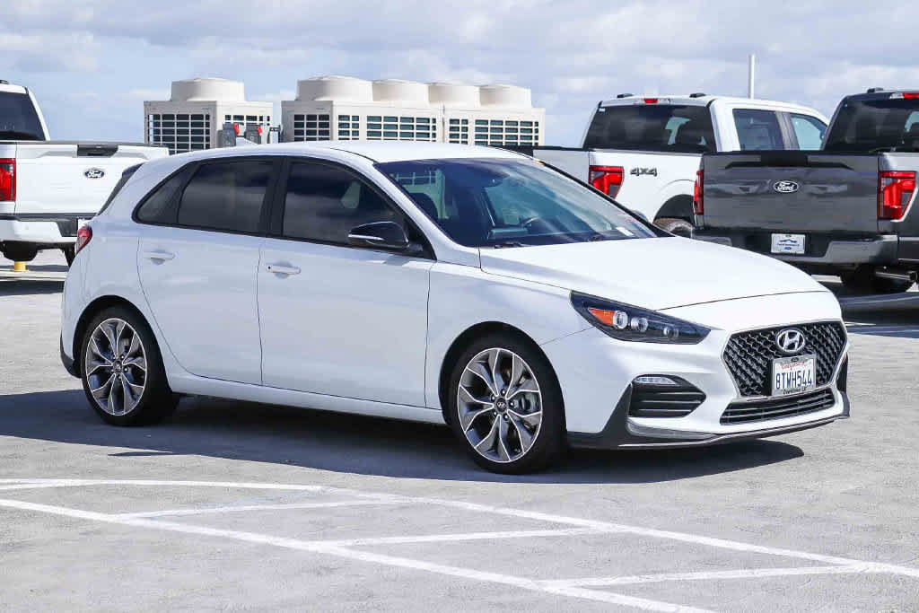 Used 2020 Hyundai Elantra GT N Line FWD image 3