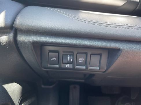 Used 2023 Subaru Outback Limited XT AWD/4WD image 27
