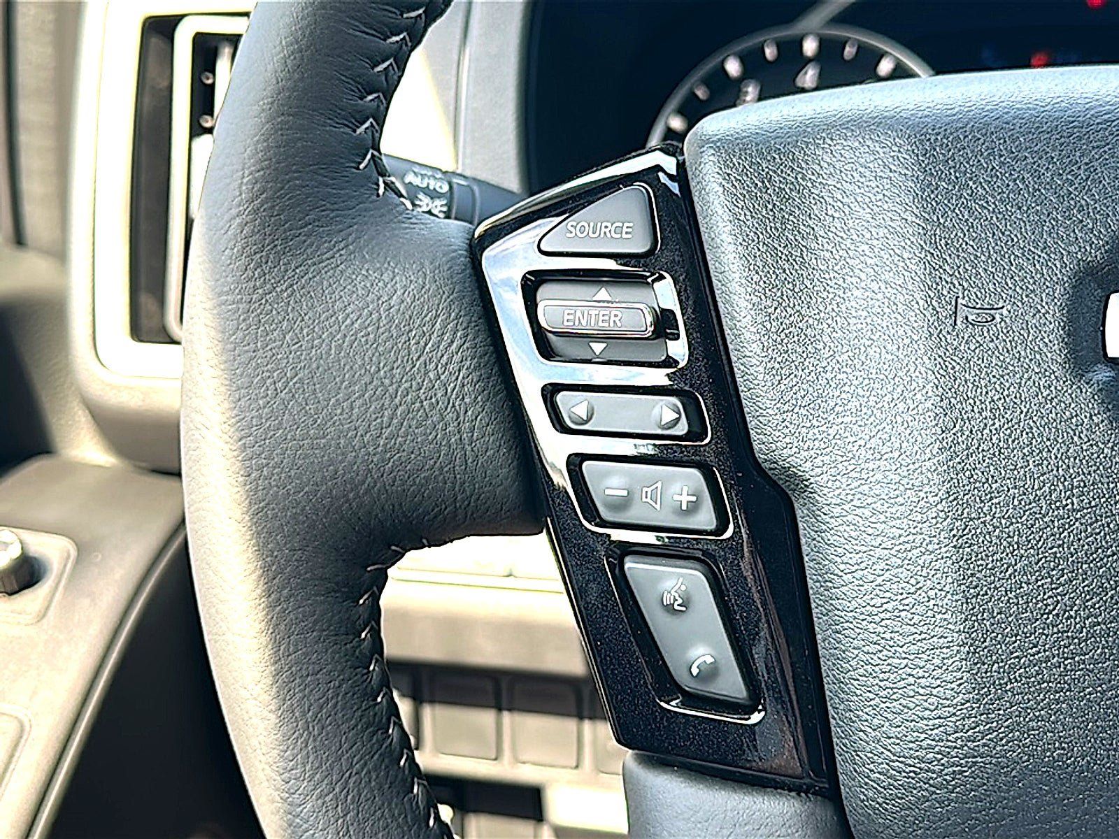 New 2027 Nissan Frontier SV w/ All-Weather Content Package RWD image 19