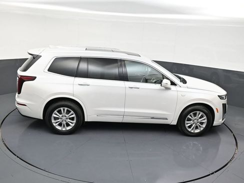 Used 2021 Cadillac XT6 Luxury image 18