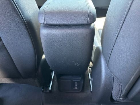 Used 2021 Buick Encore GX Preferred FWD image 35