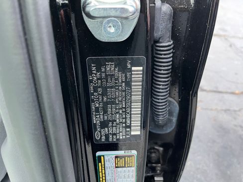 Used 2025 Hyundai Kona SEL image 24