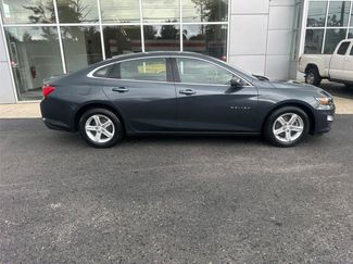 Used 2020 Chevrolet Malibu LS w/ Driver Confidence Package II FWD video 2